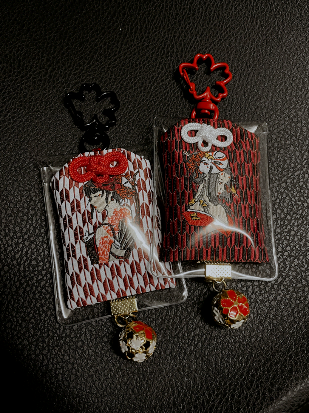 KIKU KAMI OMAMORI KEYCHAIN